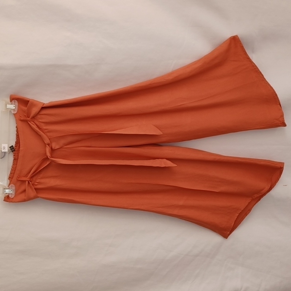 REWASH American Original slacks bell bottom size small in a beautiful orange